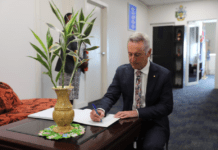 Australian High Commissioner Presents Credentials